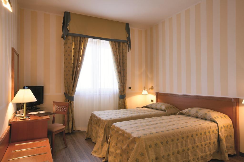 Park Hotel Elizabeth Mariotto ห้อง รูปภาพ